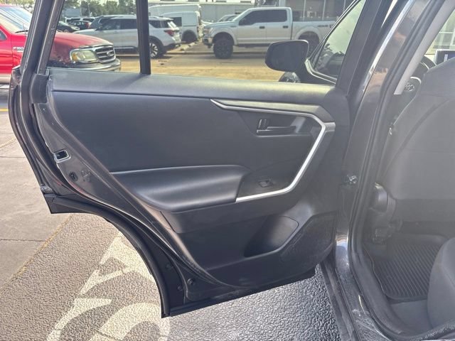 Used 2024 Toyota RAV4 LE FWD image 17