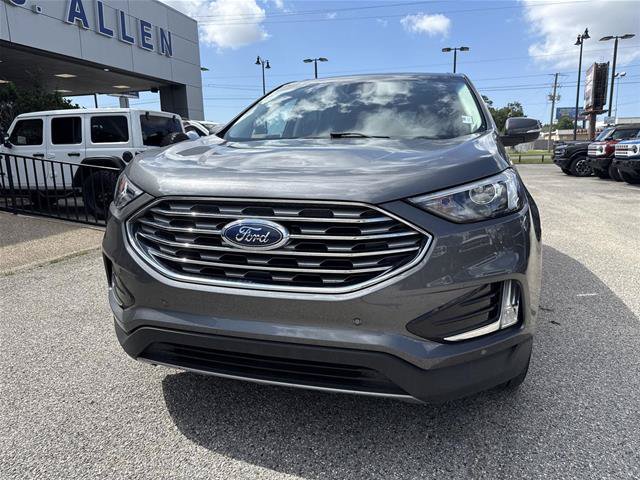 Certified 2024 Ford Edge Titanium AWD/4WD image 16