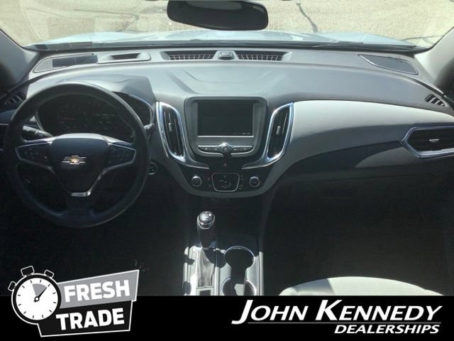 Used 2020 Chevrolet Equinox LS w/ LS Convenience Package AWD/4WD image 16