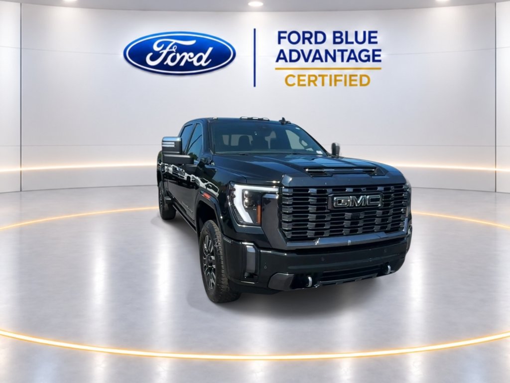 Used 2024 GMC Sierra 2500 Denali Ultimate AWD/4WD image 5