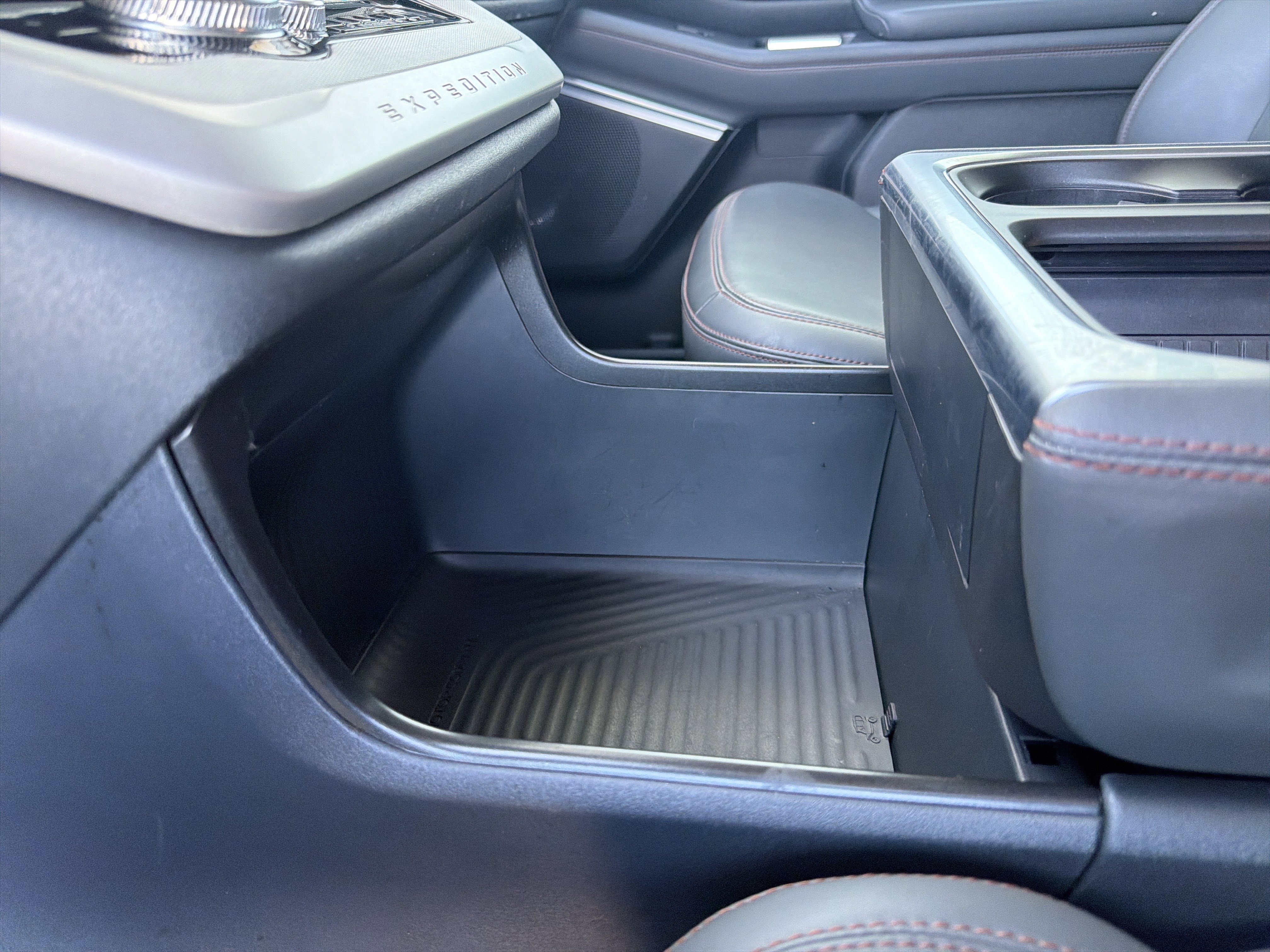 Certified 2025 Ford Expedition Max Active AWD/4WD image 78
