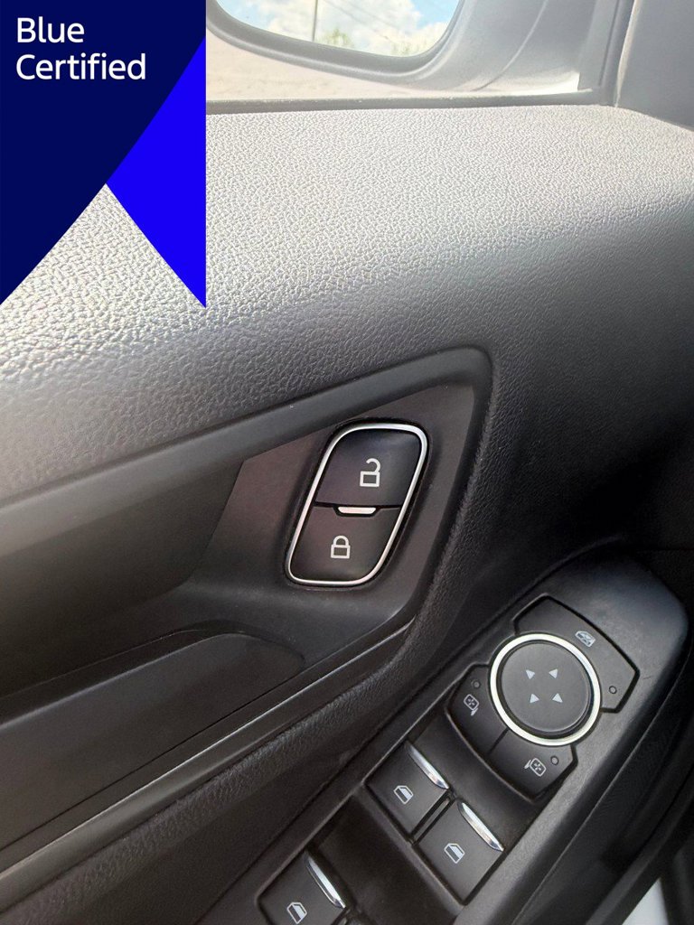 Certified 2025 Ford Escape Active AWD/4WD image 8