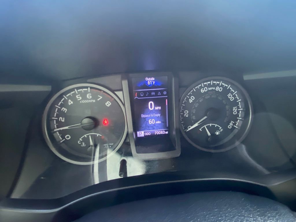 Used 2019 Toyota Tacoma TRD Sport image 13