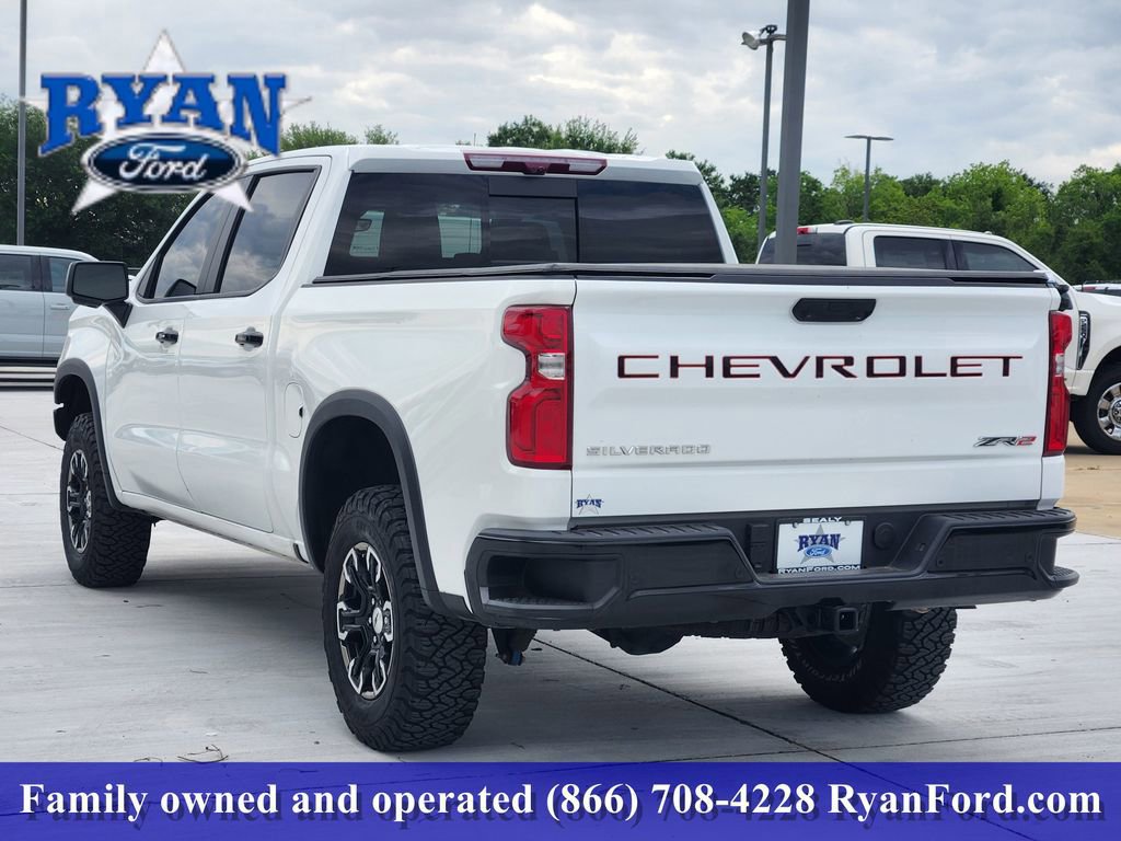 Used 2024 Chevrolet Silverado 1500 ZR2 w/ Technology Package image 2