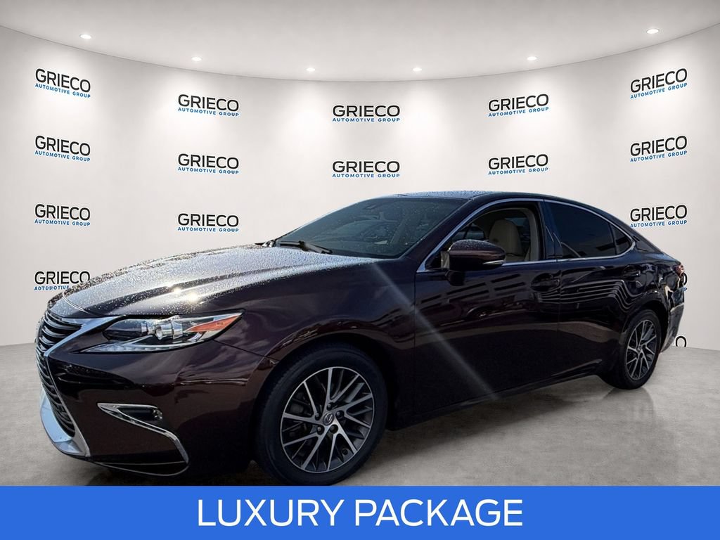 Used 2018 Lexus ES 350 w/ Luxury Package w/Wood Trim FWD image 3