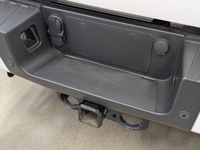 Certified 2025 Ford F250 Platinum w/ Platinum Plus Package AWD/4WD image 31