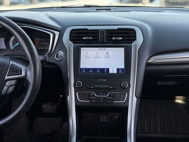 Certified 2020 Ford Fusion SE image 33