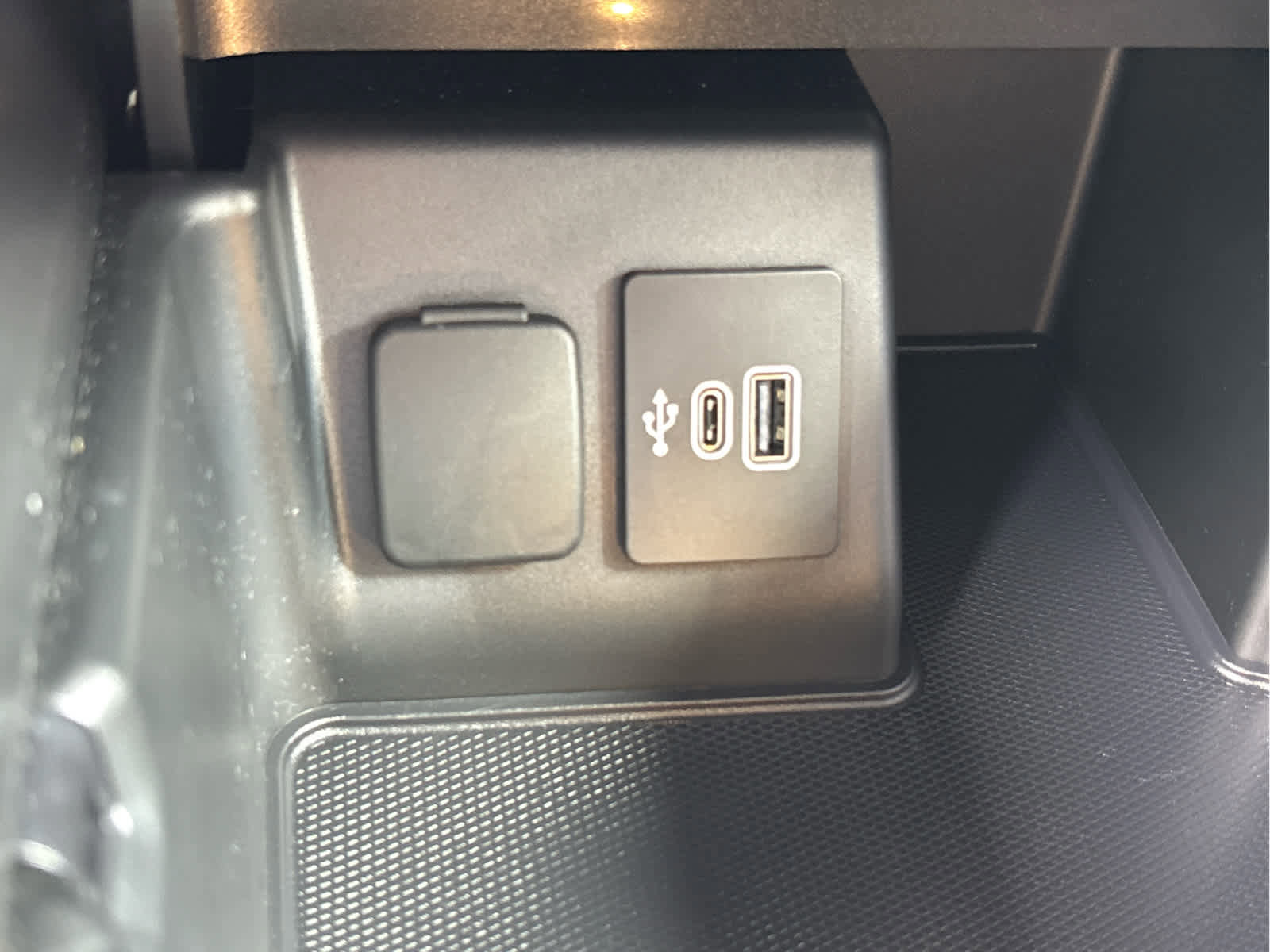 Certified 2025 Ford Explorer ST-Line image 22