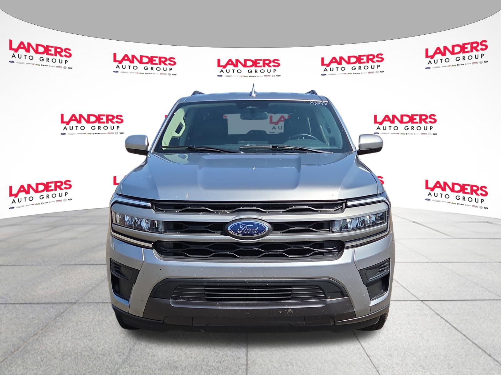 Certified 2024 Ford Expedition XLT RWD image 8