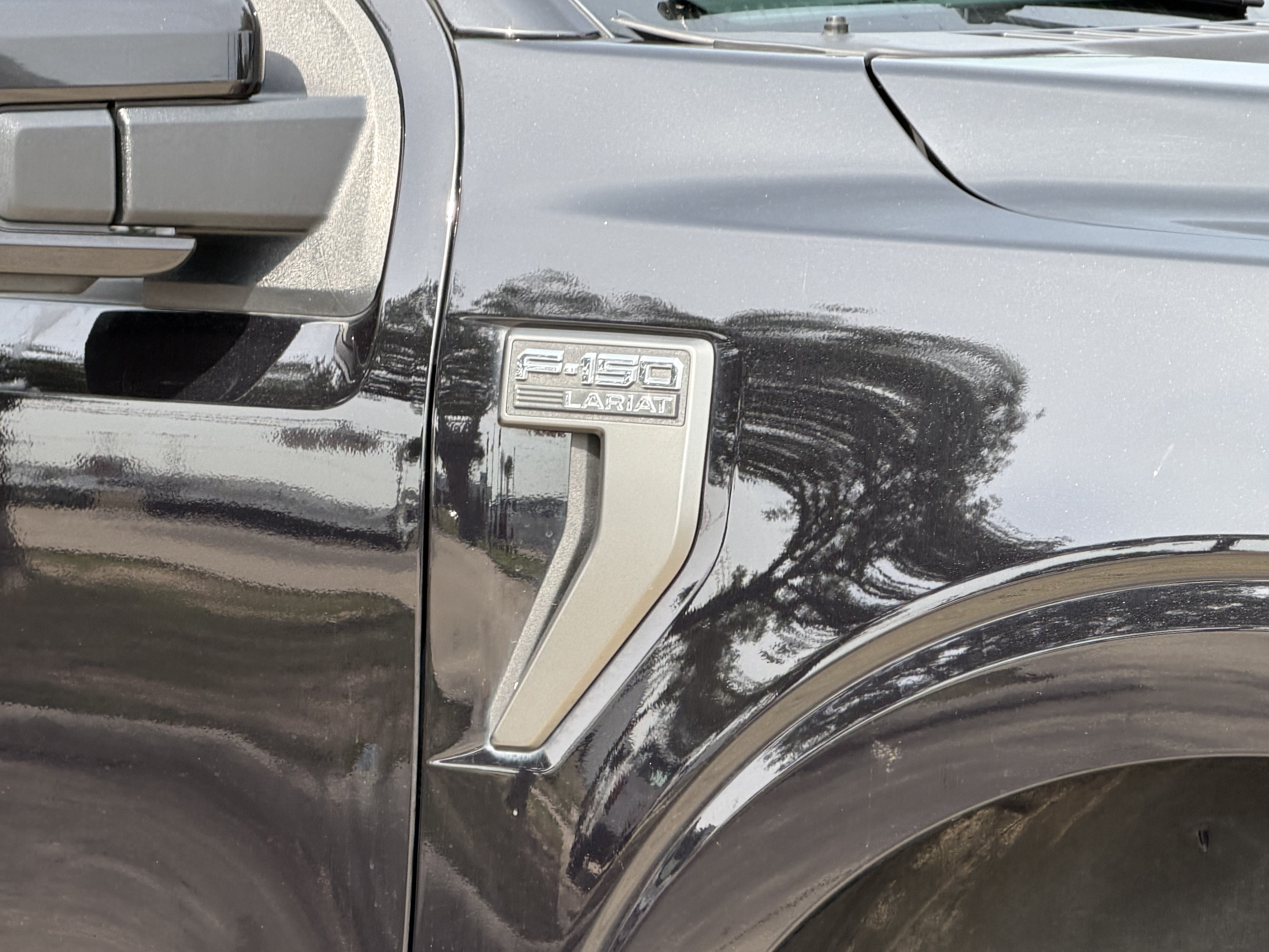 Certified 2023 Ford F150 Lariat AWD/4WD image 4