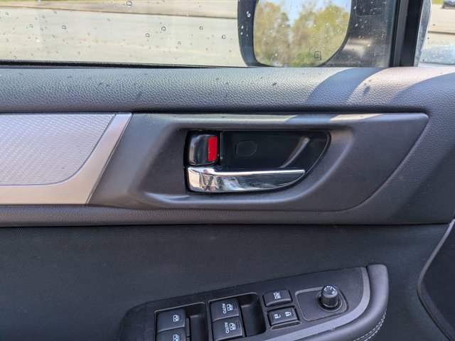 Used 2019 Subaru Outback 2.5i Premium AWD/4WD image 13