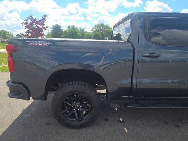 Used 2022 Chevrolet Silverado 1500 LT Trail Boss w/ Safety Package AWD/4WD image 8
