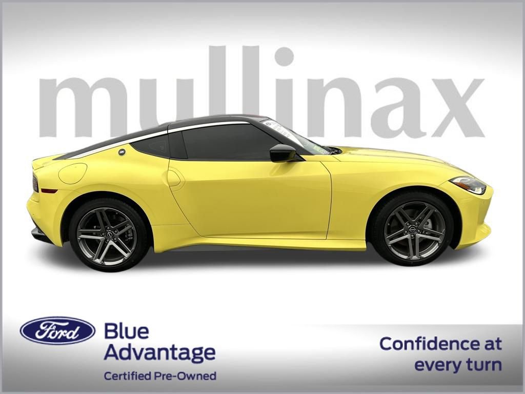 Used 2024 Nissan Z Sport w/ Floor Mat Package image 2
