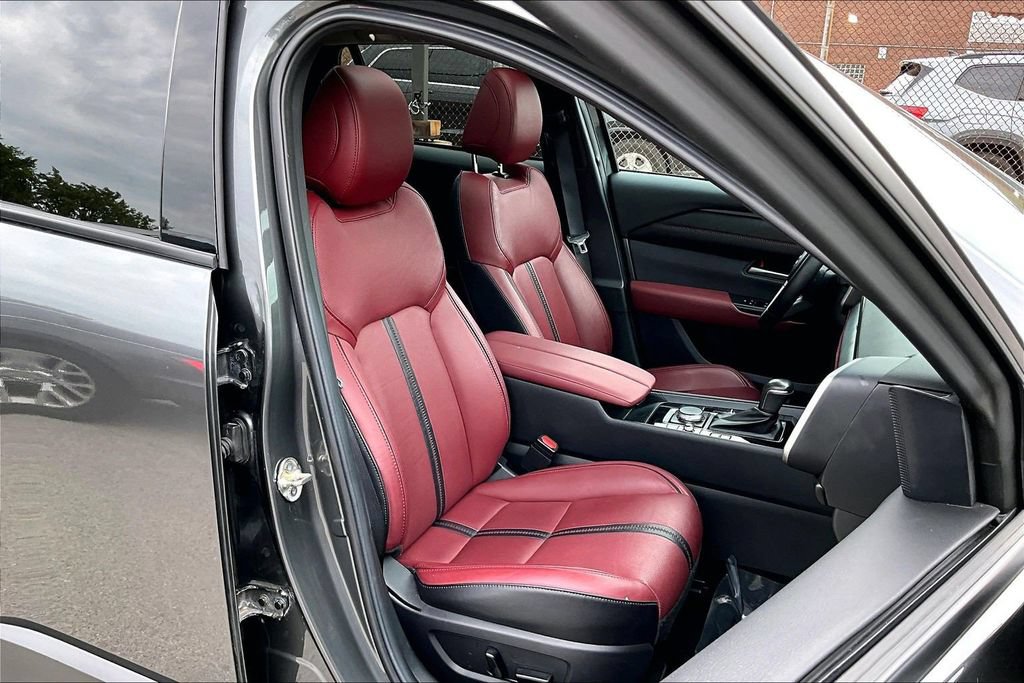 Used 2025 MAZDA CX-50 AWD 2.5 Hybrid w/ Premium Pkg image 7