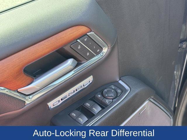 Used 2023 GMC Sierra 1500 Denali AWD/4WD image 10