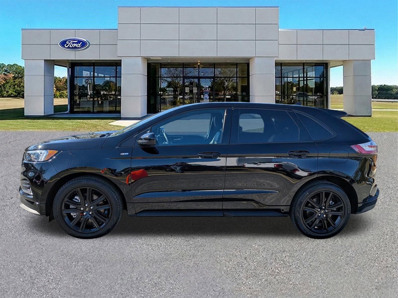 Certified 2024 Ford Edge ST-Line image 2