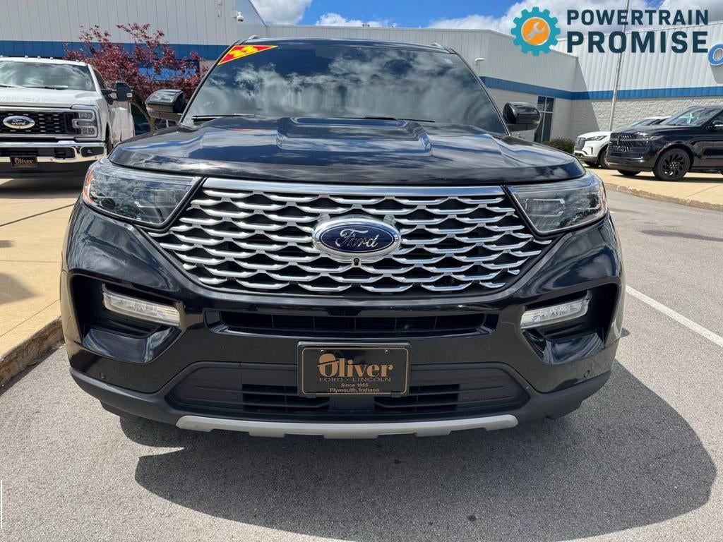 Certified 2022 Ford Explorer Platinum w/ Equipment Group 601A AWD/4WD image 2