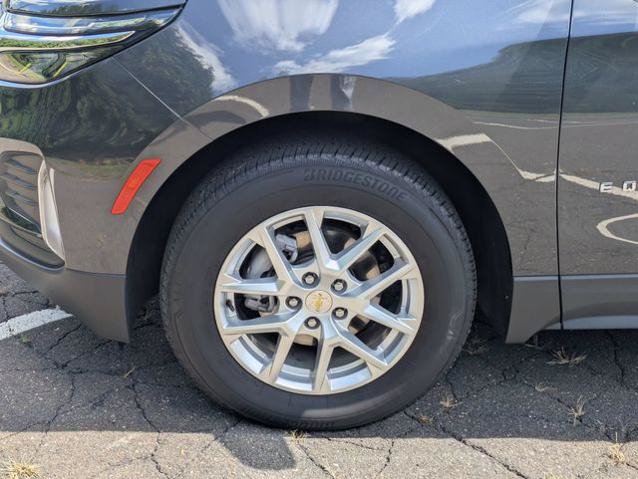 Used 2022 Chevrolet Equinox LT AWD/4WD image 10