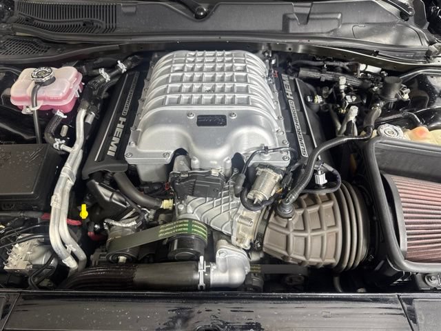 Used 2019 Dodge Challenger SRT Hellcat Redeye RWD image 9