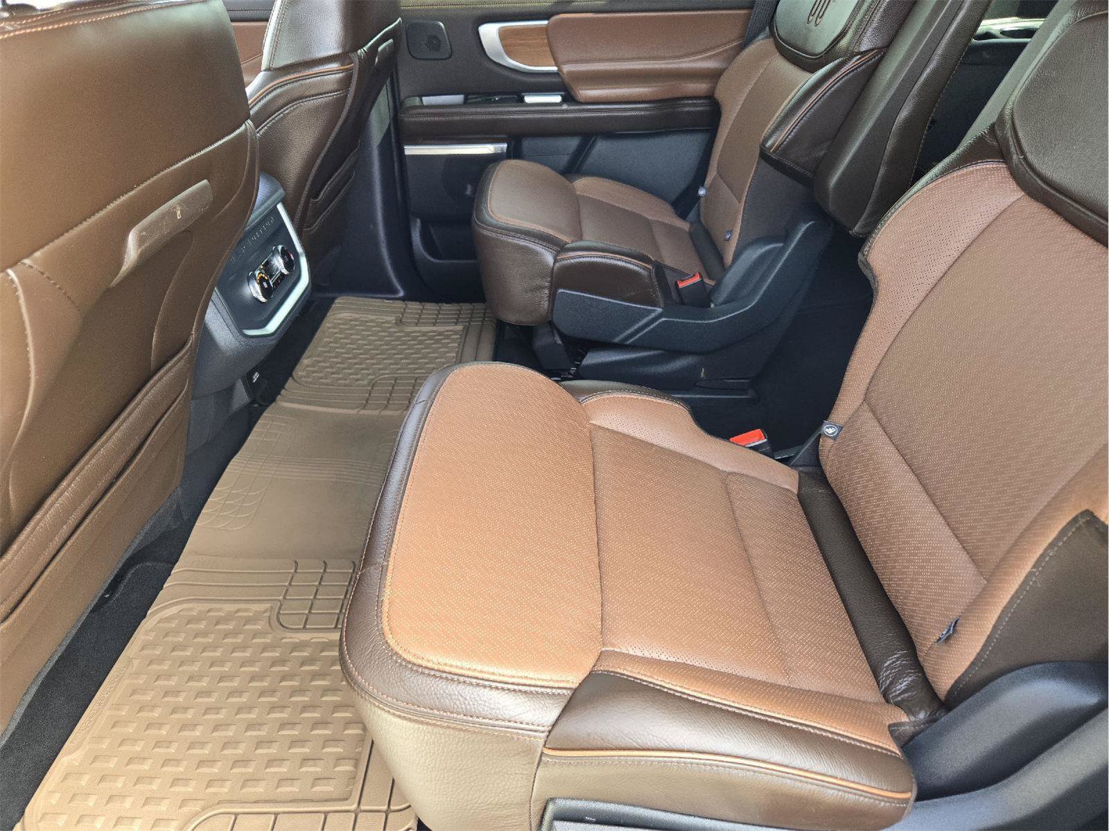 Certified 2025 Ford Expedition King Ranch AWD/4WD image 28