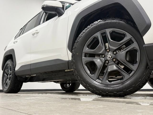 Used 2023 Toyota RAV4 Adventure image 3