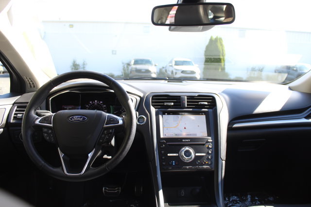 Certified 2018 Ford Fusion Titanium AWD/4WD image 31