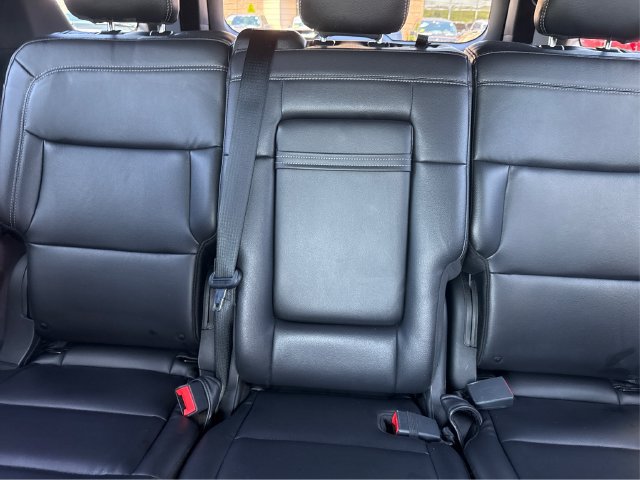 Certified 2020 Ford Explorer XLT w/ Equipment Group 202A AWD/4WD image 24