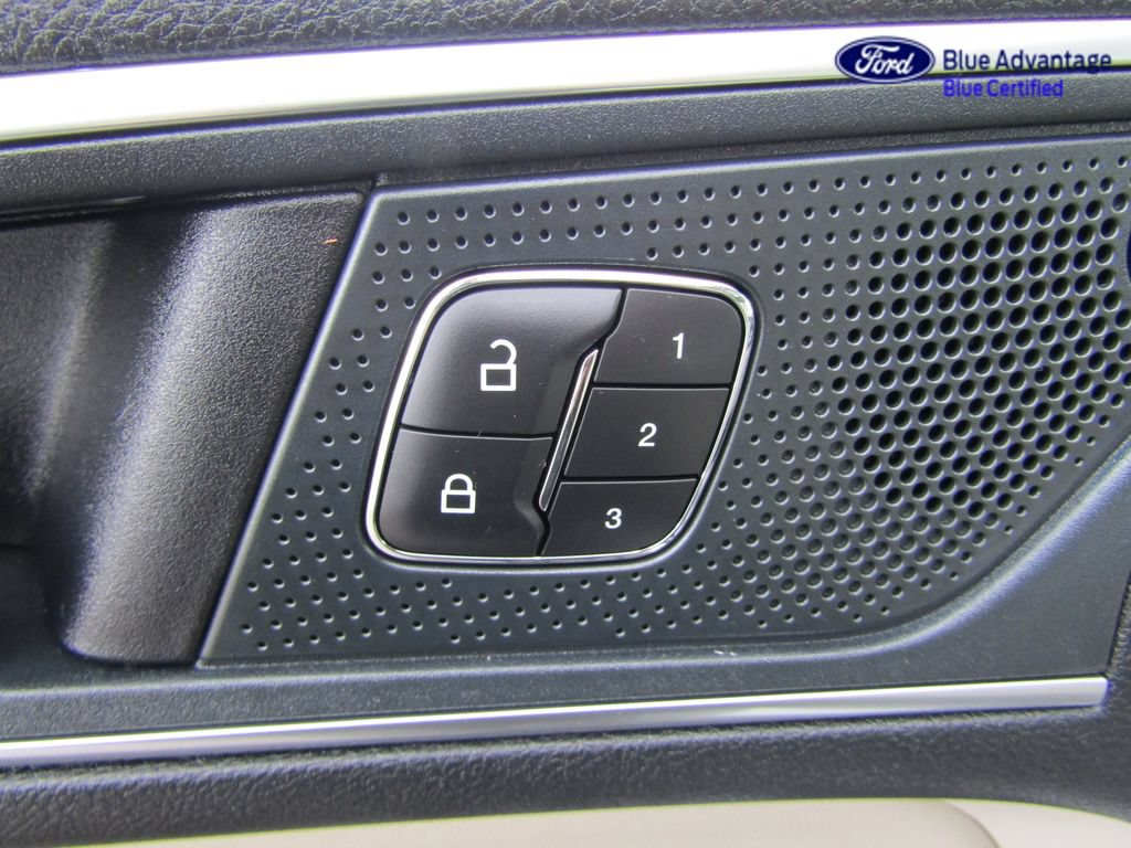 Certified 2024 Ford Edge Titanium w/ Equipment Group 301A AWD/4WD image 30