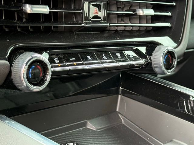 Used 2025 Chevrolet Tahoe High Country image 23