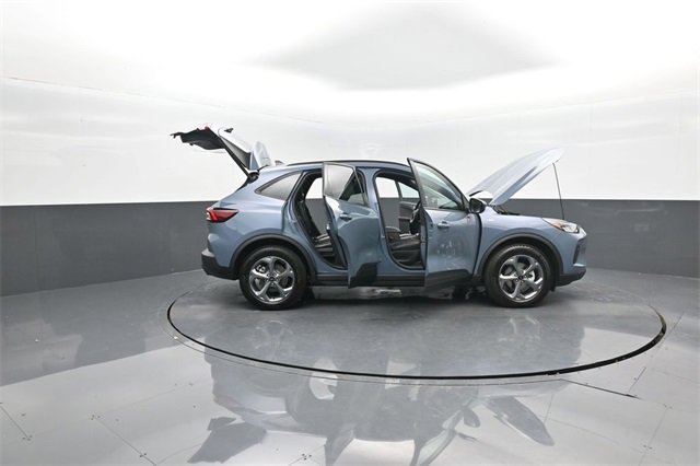 Certified 2025 Ford Escape ST-Line Elite image 37