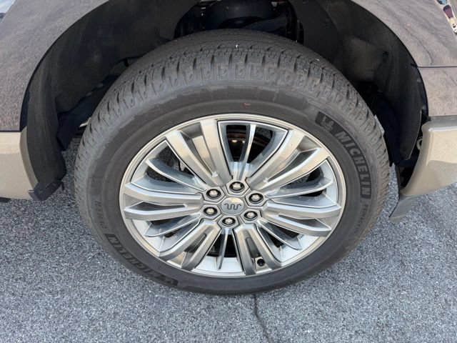 Certified 2025 Ford F150 King Ranch AWD/4WD image 11