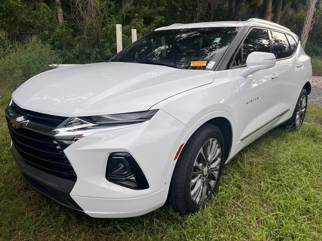 Used 2019 Chevrolet Blazer Premier w/ Driver Confidence II Package FWD image 2
