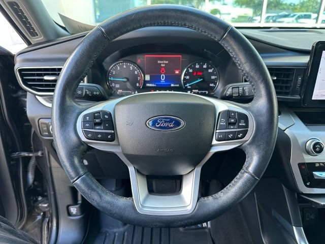 Certified 2022 Ford Explorer XLT w/ Equipment Group 202A RWD image 24