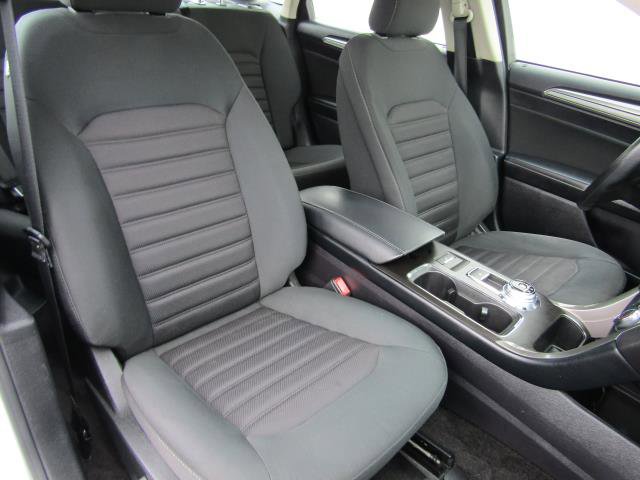 Certified 2018 Ford Fusion SE image 7