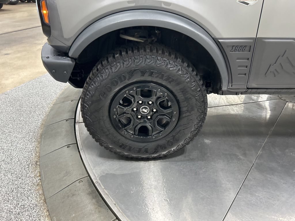 Certified 2022 Ford Bronco Wildtrak AWD/4WD image 31