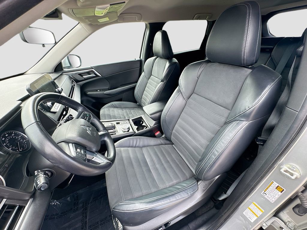 Used 2022 Mitsubishi Outlander SE AWD/4WD image 18