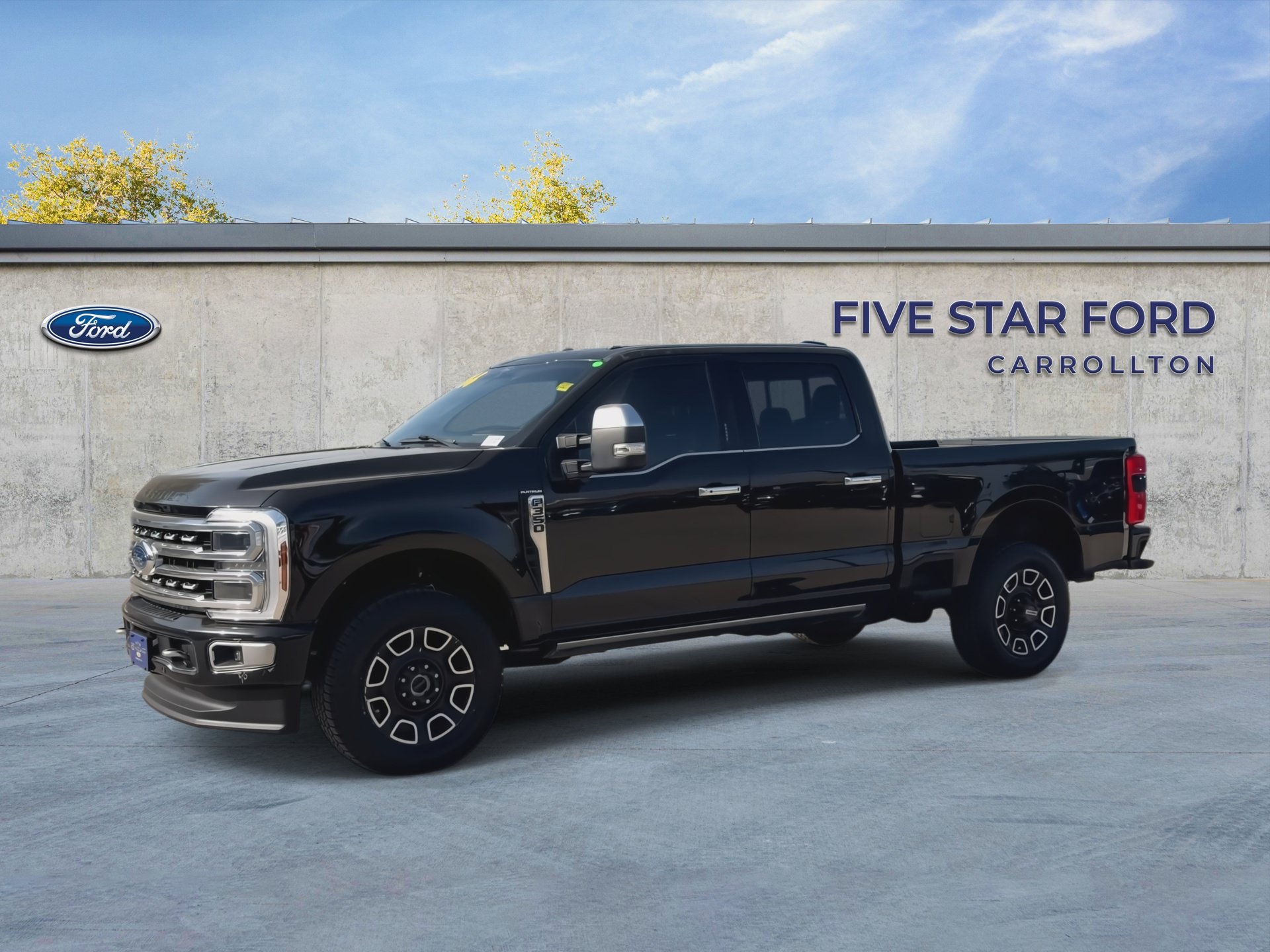 Certified 2024 Ford F350 Platinum w/ FX4 Off-Road Package AWD/4WD image 4