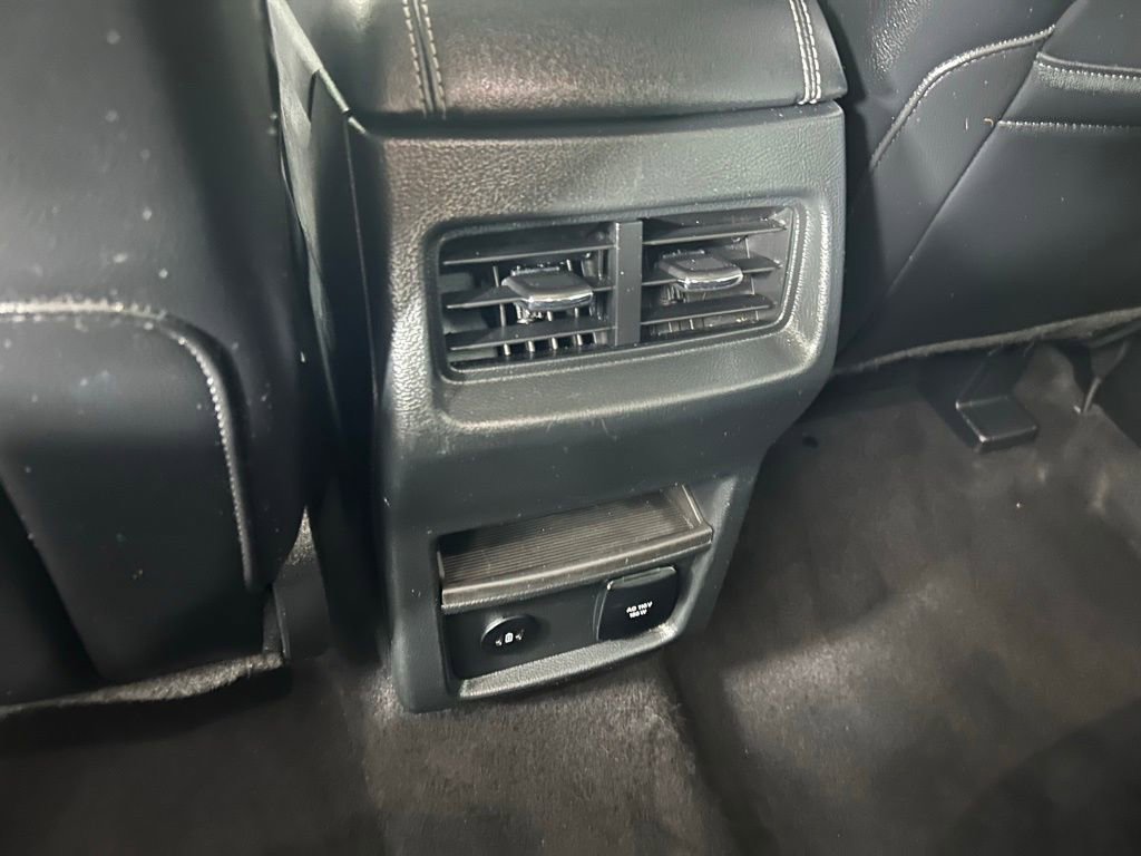 Certified 2024 Ford Edge Titanium AWD/4WD image 15