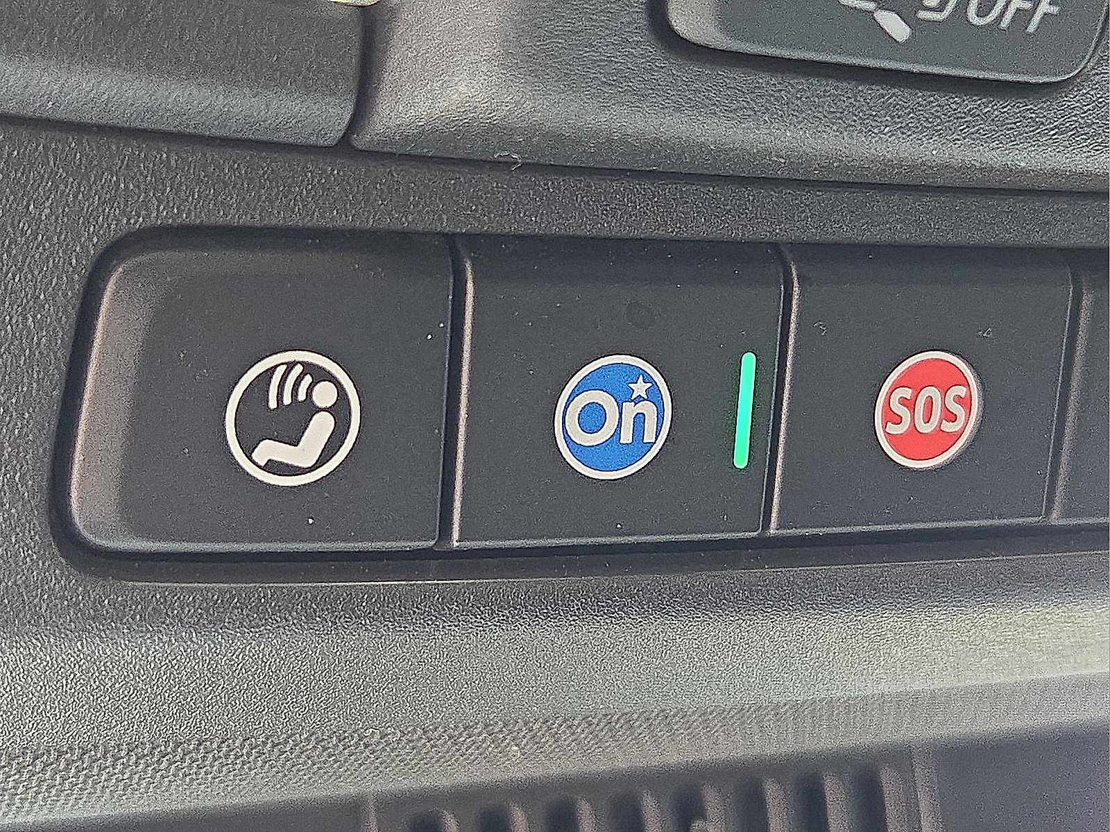 Used 2024 GMC Sierra 2500 AT4 image 21