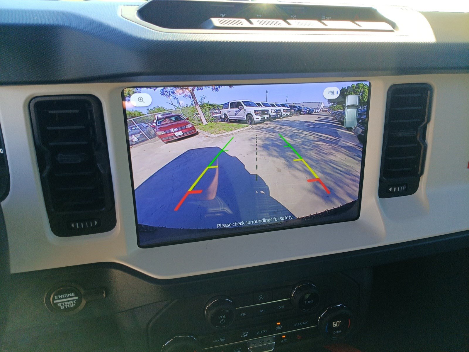 Certified 2025 Ford Bronco Heritage Edition AWD/4WD image 16