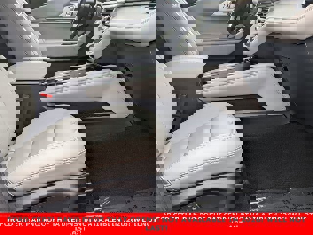 Certified 2025 Ford Explorer Active w/ Active Comfort Package image 28