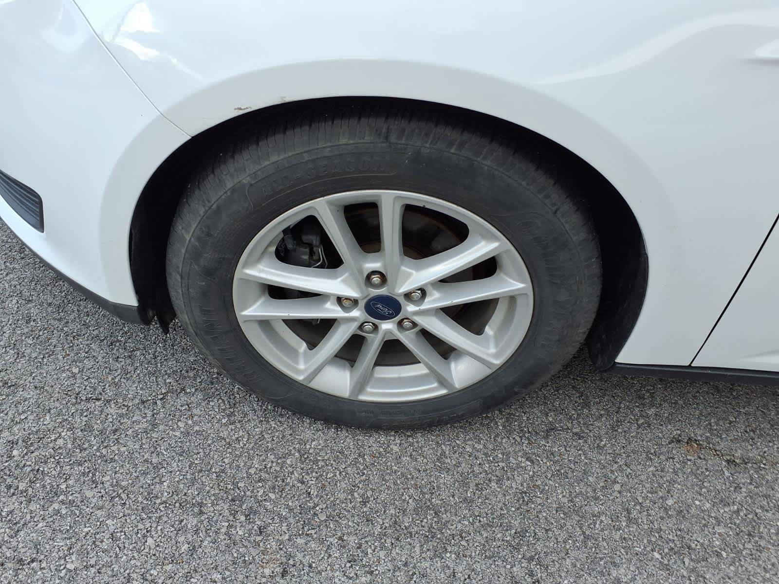 Certified 2018 Ford Focus S FWD image 5