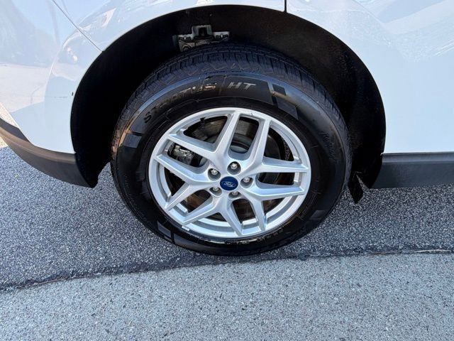 Certified 2022 Ford Edge SEL image 9