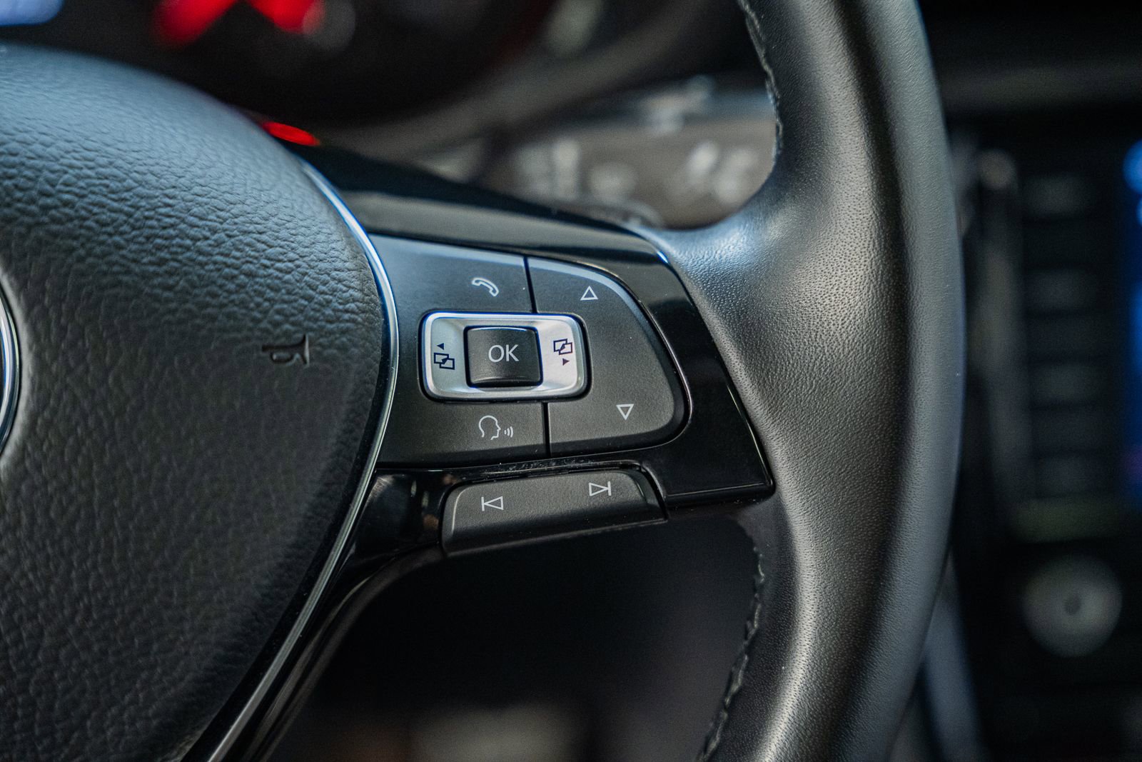 Used 2021 Volkswagen Passat 2.0T R-Line image 29