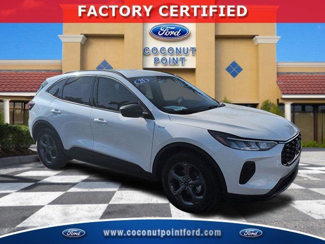 Certified 2025 Ford Escape ST-Line w/ Equipment Group 301A FWD image 1