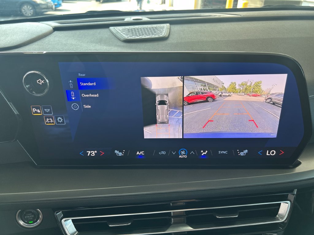 Used 2024 Chevrolet Traverse LT w/ Enhanced Driving Package FWD image 25