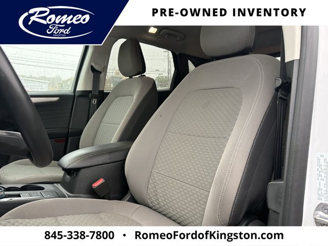 Certified 2022 Ford Escape SE w/ Cold Weather Package AWD/4WD image 25