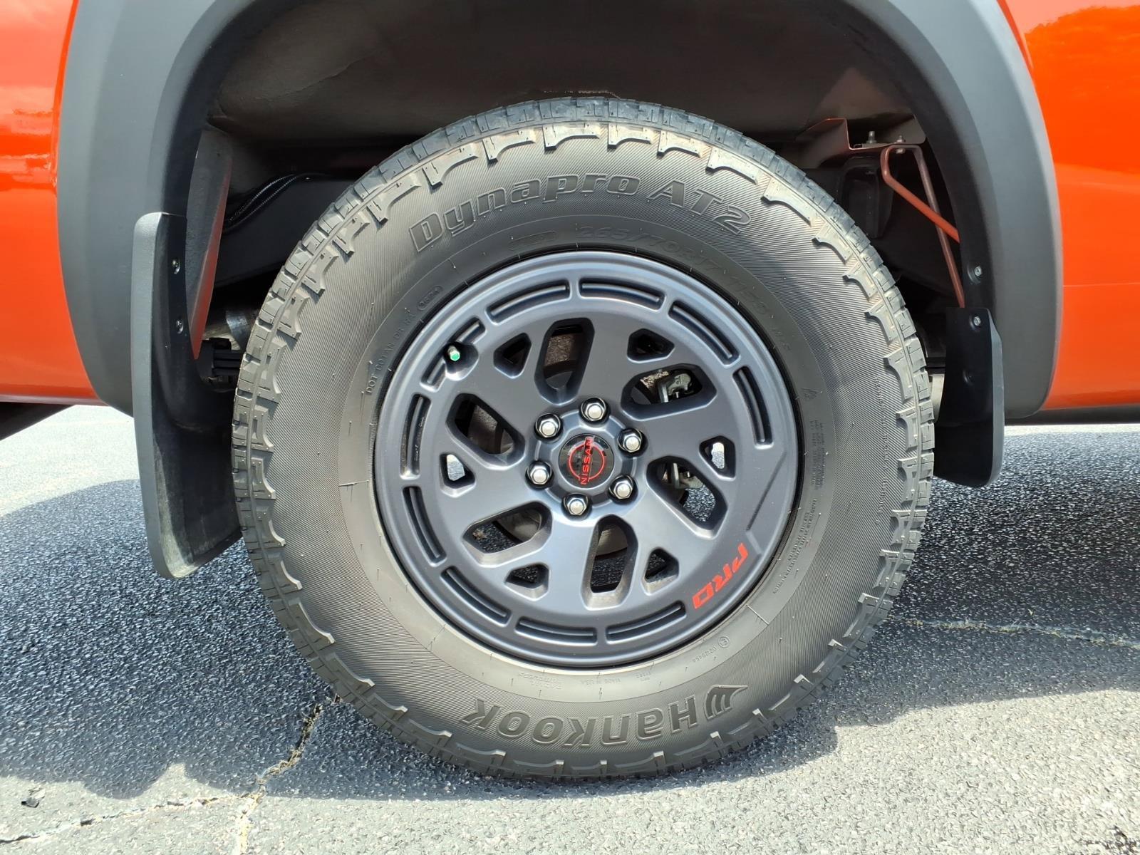 Used 2025 Nissan Frontier PRO-4X w/ Pro Convenience Package AWD/4WD image 10