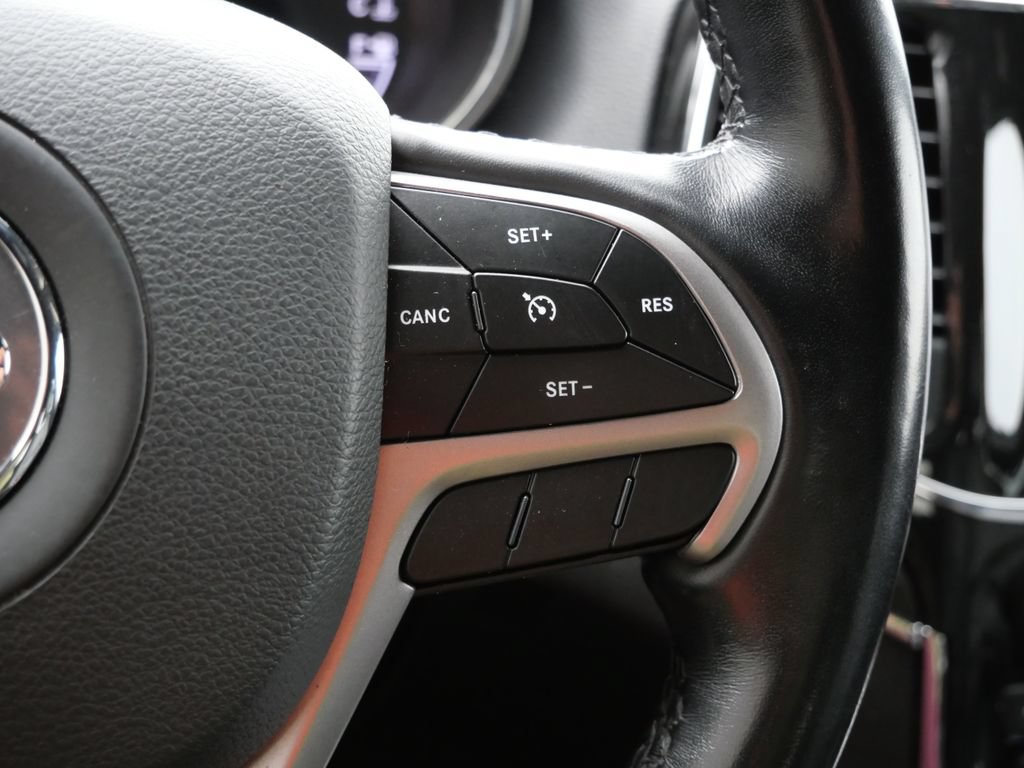 Used 2022 Jeep Grand Cherokee Limited RWD image 28