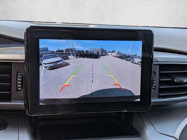 Certified 2022 Ford Explorer XLT w/ Equipment Group 202A AWD/4WD image 15